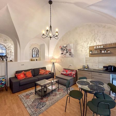 Serenity House Apartments سيبيو المظهر الخارجي الصورة