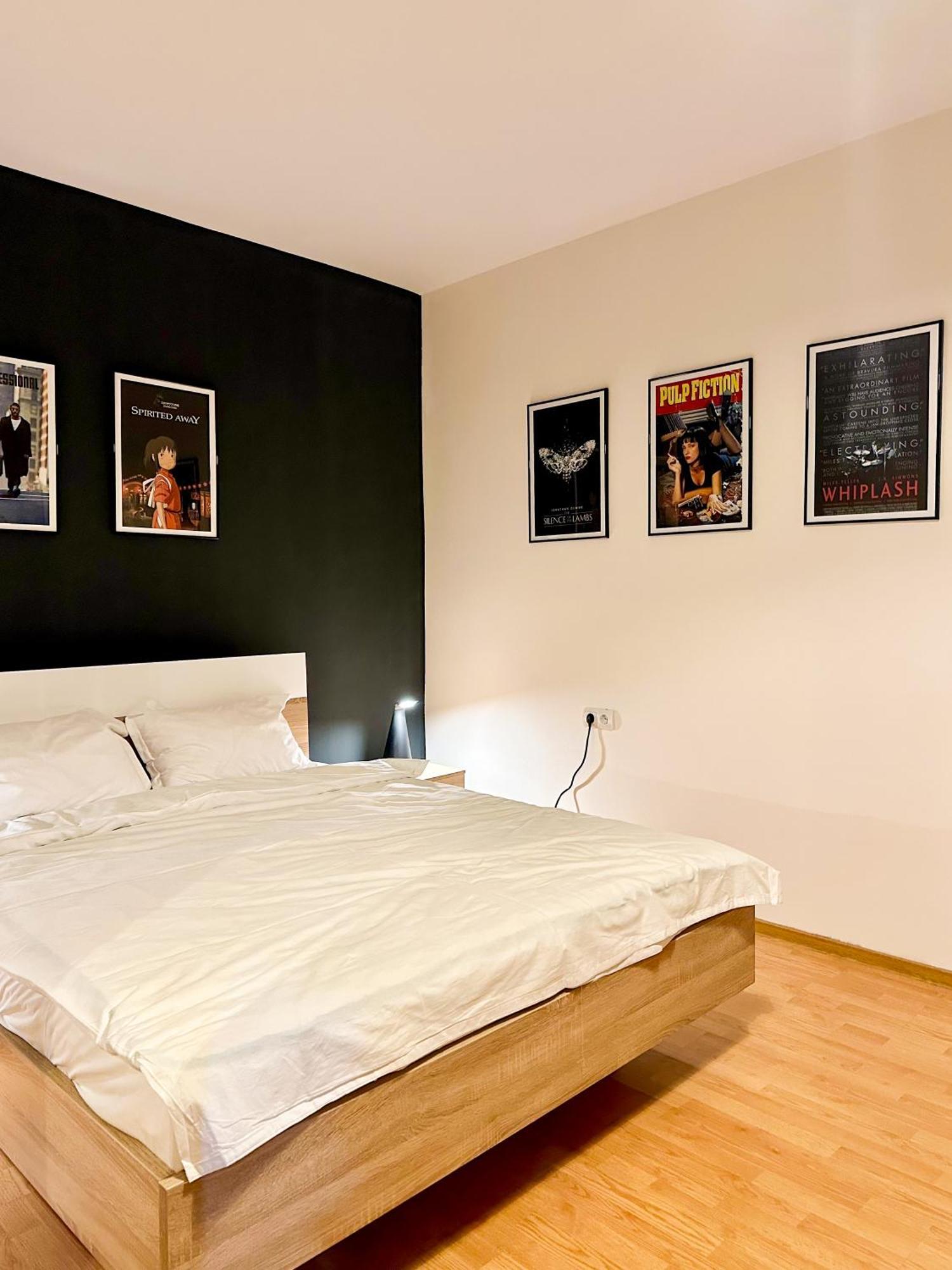 Serenity House Apartments سيبيو الغرفة الصورة