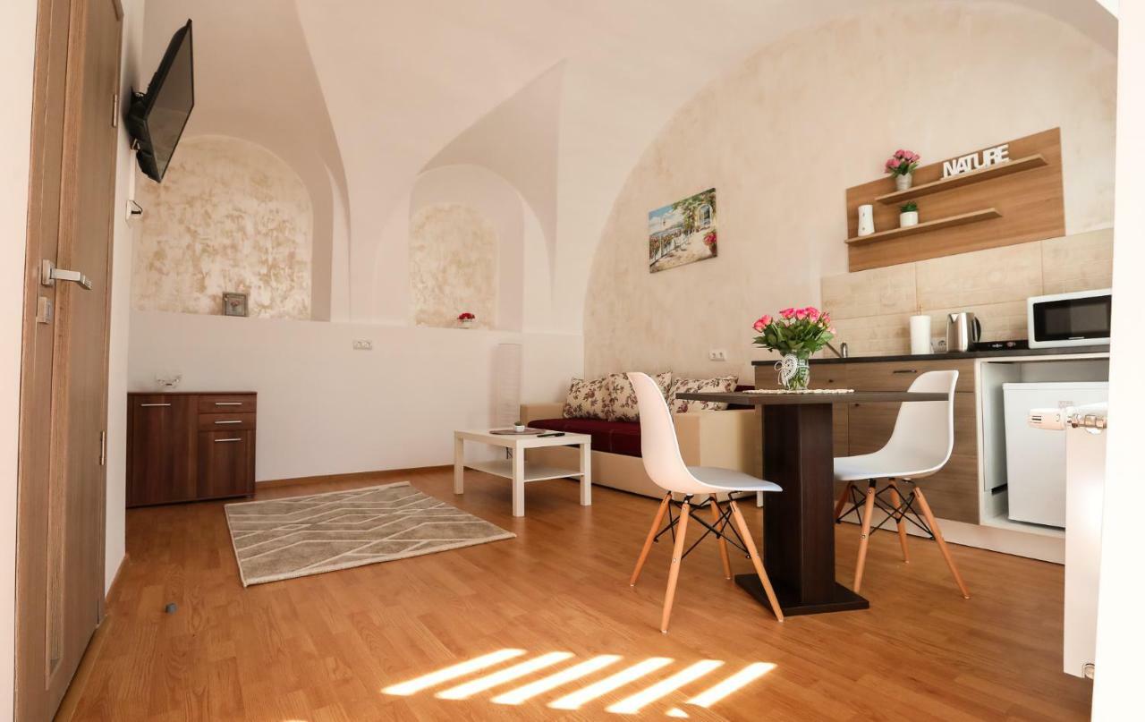 Serenity House Apartments سيبيو المظهر الخارجي الصورة